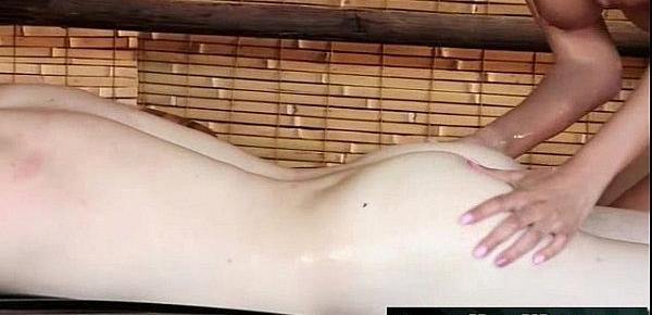  Sexy babe gives an amazing Japanese massage 09